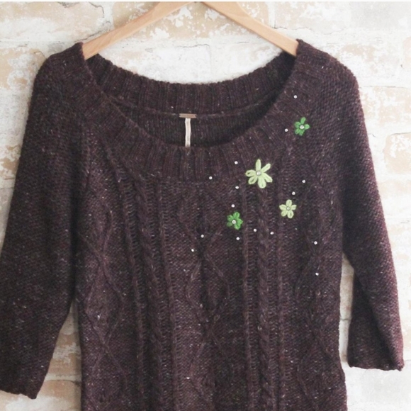Free people brown sweater with embroidery - Picture 1 of 8